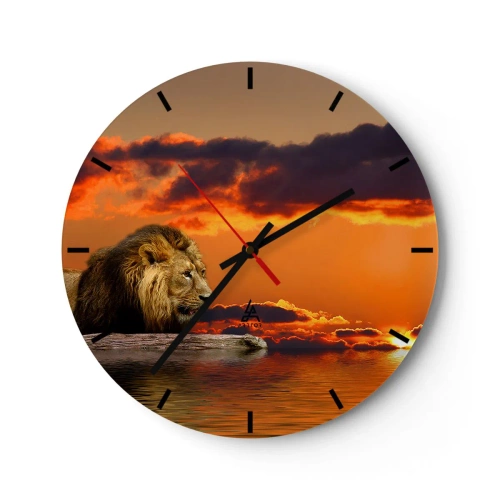 Wandklok - Klok - Een leeuw die rust tegen de achtergrond van een zonsondergang - 30x30cm - Koning van de natuur - Moderne wanddecoratie voor woonkamer, keuken en slaapkamer ARTTOR