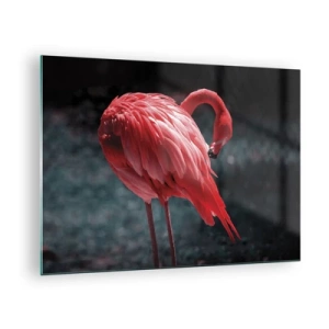 Schilderen op glas - Een flamingo in intense roodtinten op een donkere achtergrond - 70x50cm - Een karmozijnrood gedicht van de natuur - Moderne wanddecoratie voor woonkamer en slaapkamer ARTTOR