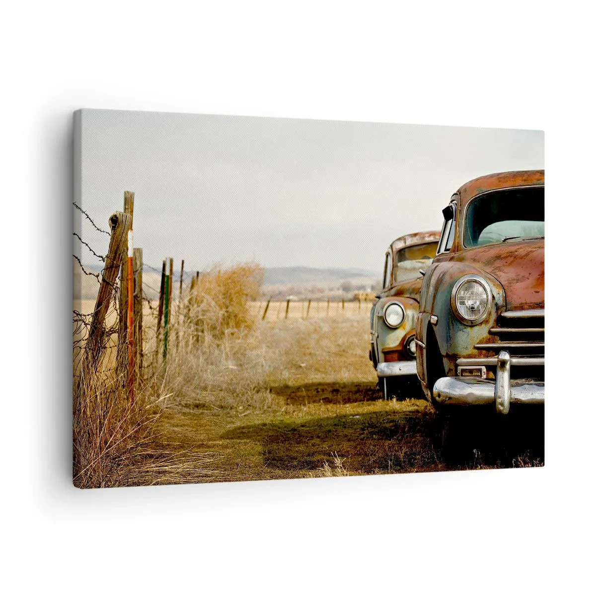 Schilderen op canvas - Twee oude auto's op een onverharde weg naast een houten hek - 70x50cm - Een welverdiende rust - Moderne wanddecoratie voor woonkamer en slaapkamer ARTTOR