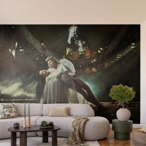 Zelfklevend Fotobehang Deluxe Sticker - De geest van het oude theater - Vrouw, Engel, Deel - 150x105 cm