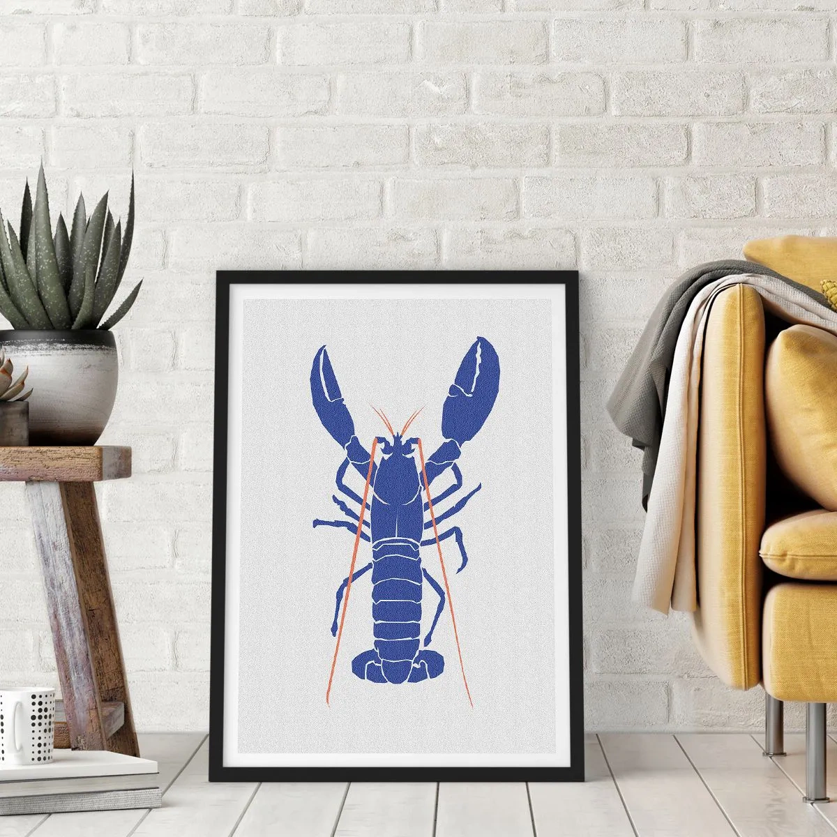 Poster in een zwarte lijst - Contrastrijke kreeftenafbeelding in minimalistische stijl - 50x70cm - Heerlijke kreeft in granaatappel - Moderne wanddecoratie voor woonkamer en slaapkamer ARTTOR