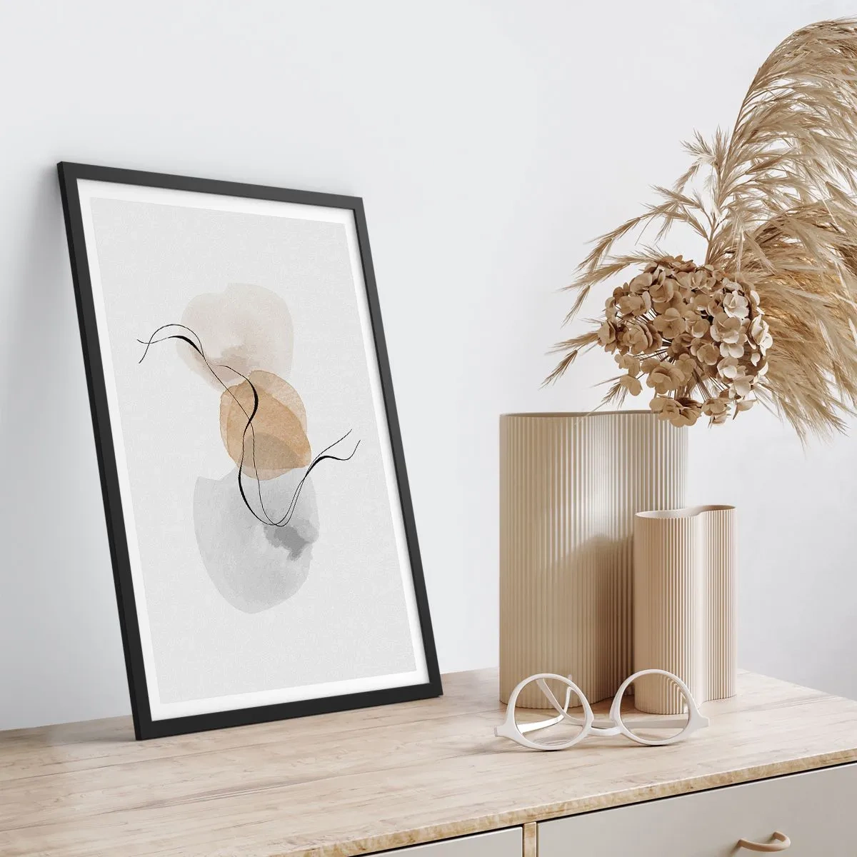 Poster in een zwarte lijst - Een abstracte compositie in neutrale kleuren met fijne lijnen. - 50x70cm - Lucht kralen - Moderne wanddecoratie voor woonkamer en slaapkamer ARTTOR