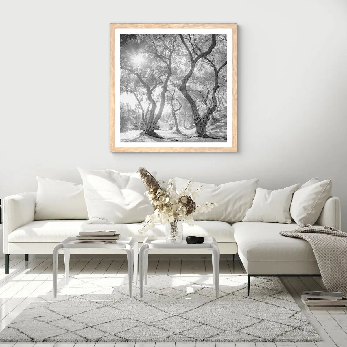 Een poster in een licht eiken lijst - In de olijfboomgaard - 30x30 cm