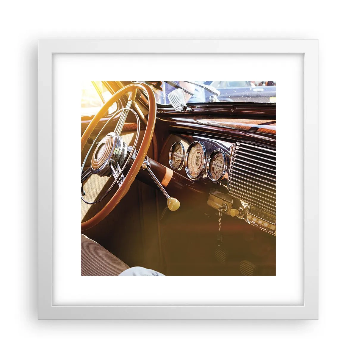 Poster in een witte lijst - Een adem van luxe uit het verleden - 30x30 cm