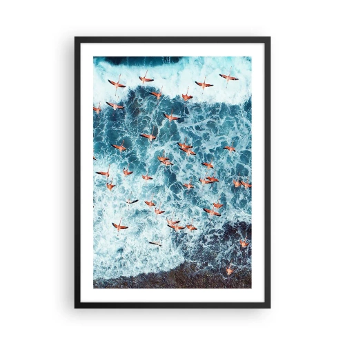 Poster in een zwarte lijst - Flamingo's boven de oceaan golven in intense kleuren - 50x70cm - De kustparade - Moderne wanddecoratie voor woonkamer en slaapkamer ARTTOR