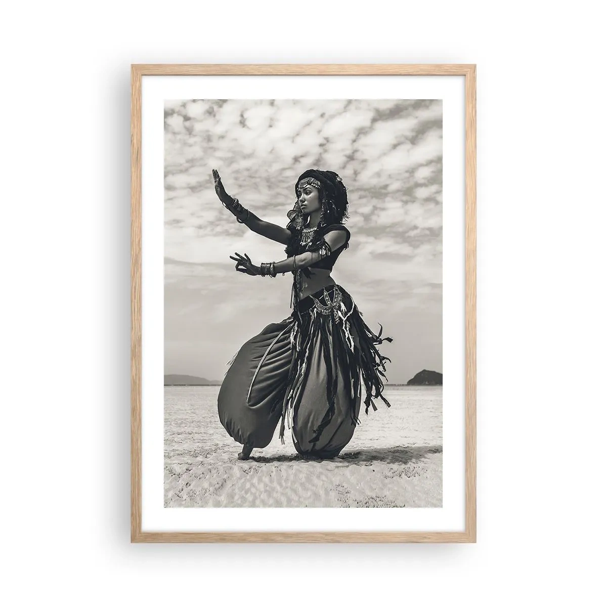 Een poster in een licht eiken lijst - De dans van de zuidelijke eilanden - 50x70 cm