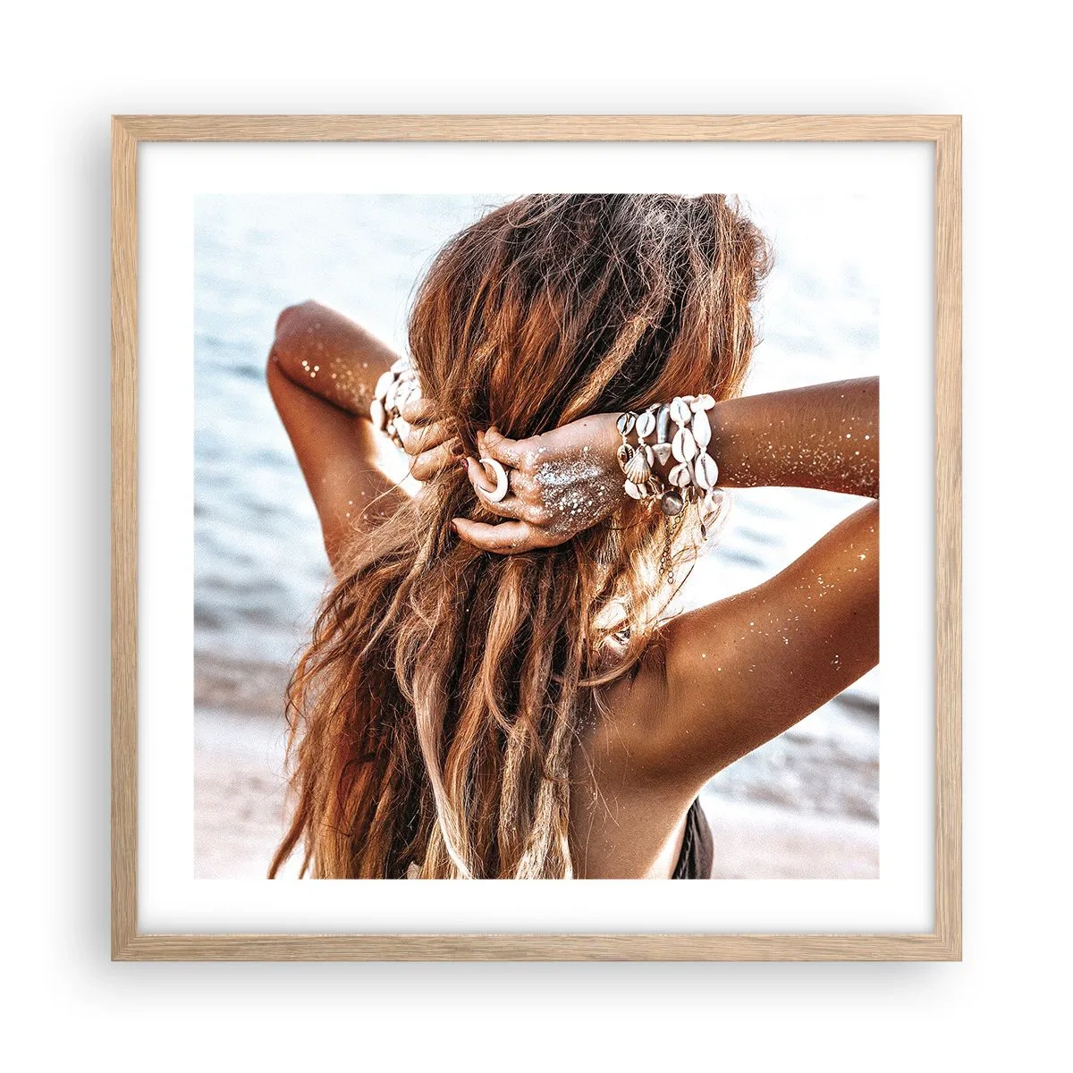 Een poster in een licht eiken lijst - Een zusje van water en zon - 50x50 cm