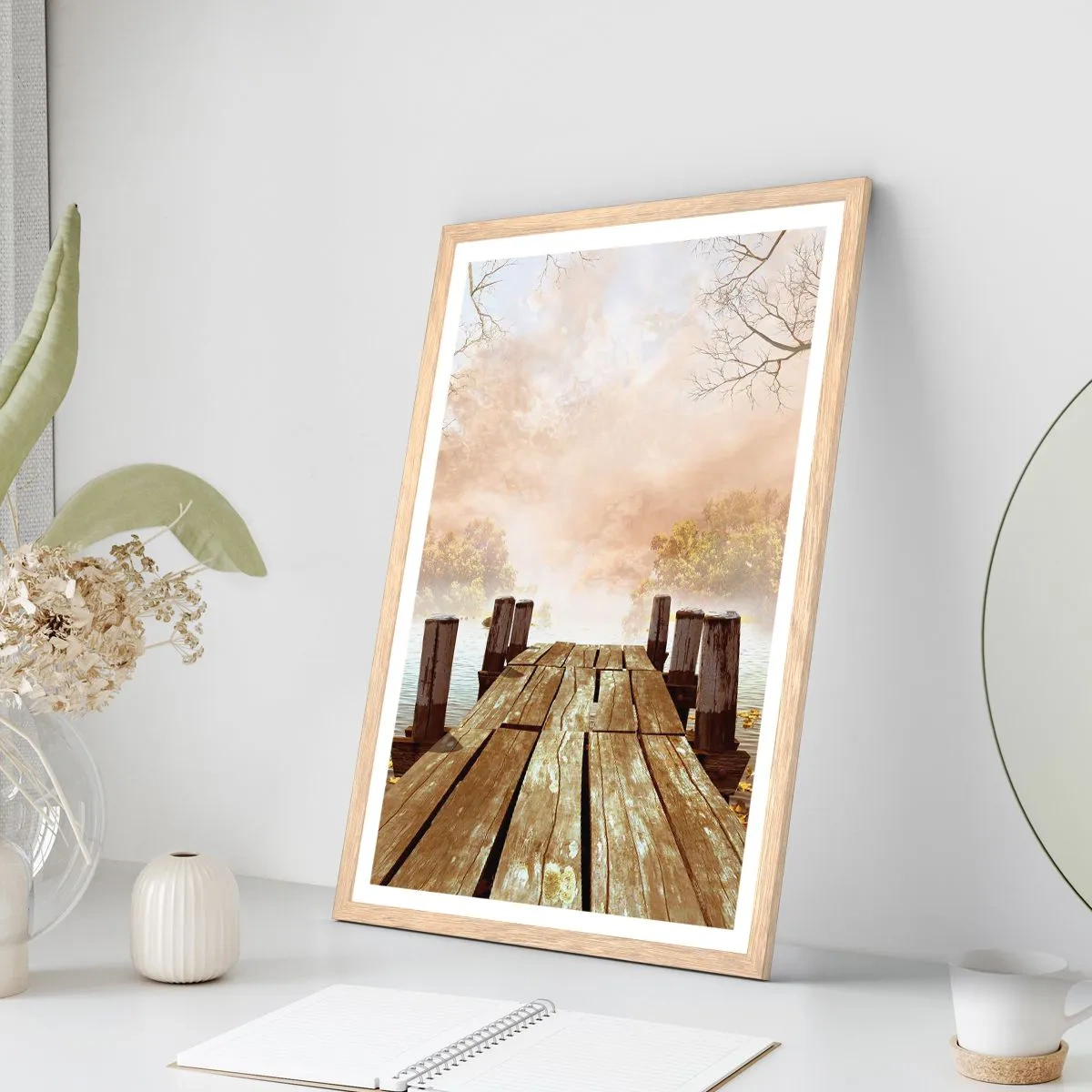 Een poster in een licht eiken lijst - Het milde verdriet van de herfst - 61x91 cm