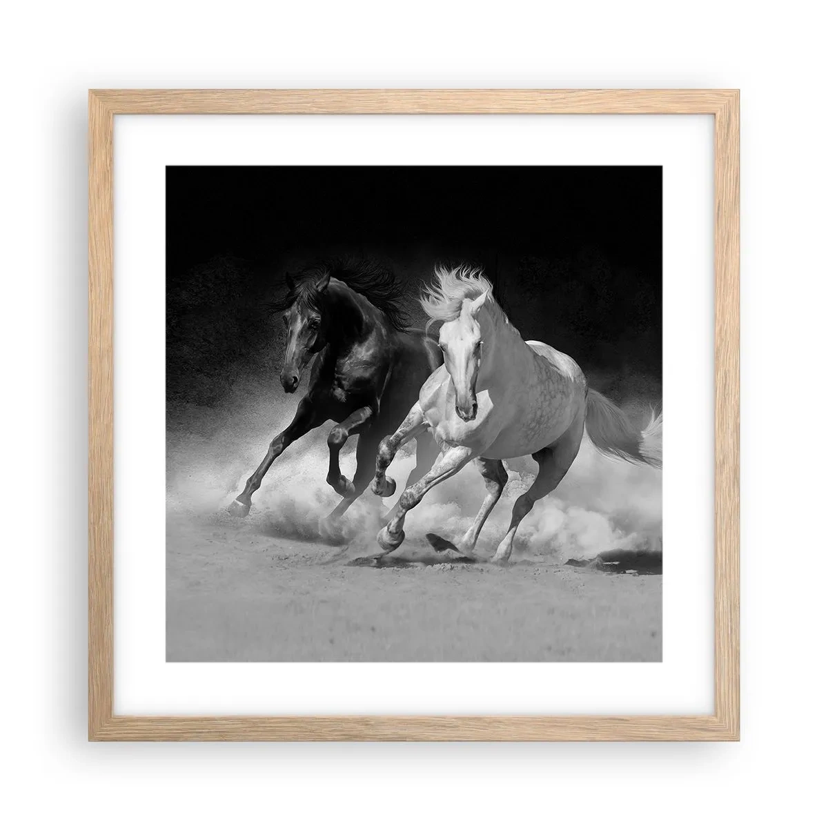 Een poster in een licht eiken lijst - Vrijheidsgalop - 40x40 cm