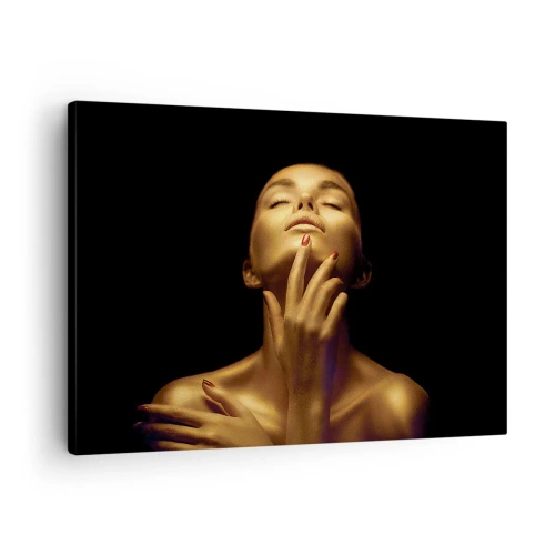 Schilderen op canvas - Portret van een vrouw in een gouden gloed op een zwarte achtergrond - 70x50cm - Als gouden zijde - Moderne wanddecoratie voor woonkamer en slaapkamer ARTTOR