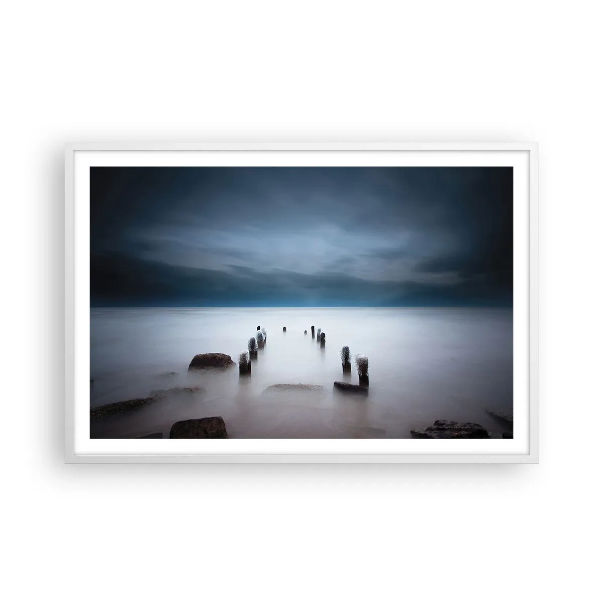 Poster in een witte lijst - Peinzend meer - 91x61 cm