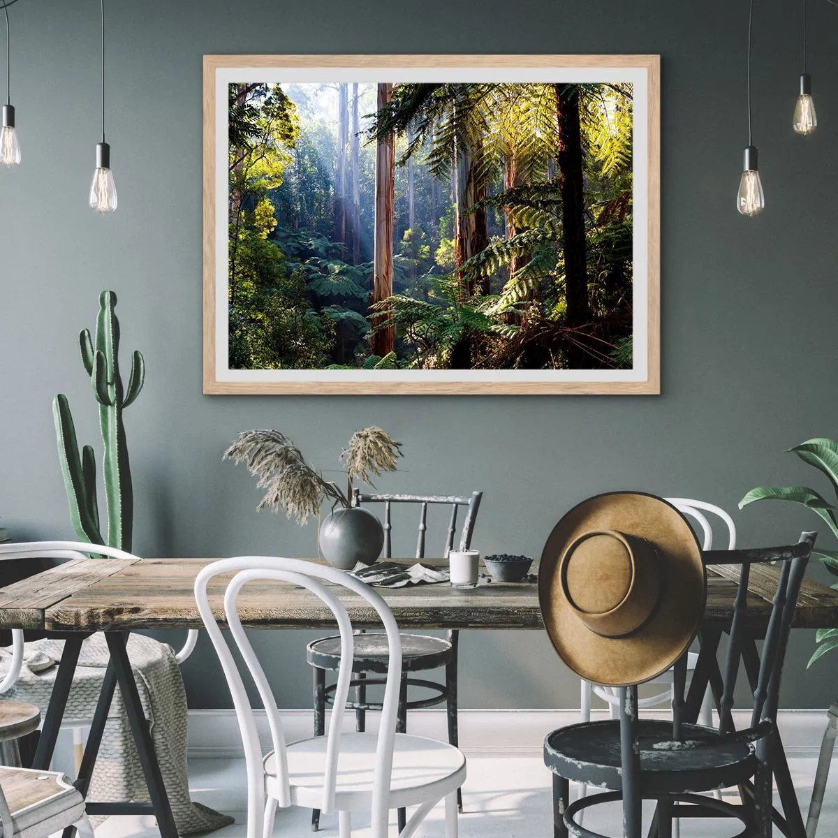 Een poster in een licht eiken lijst - Een bossprookje - 50x40 cm