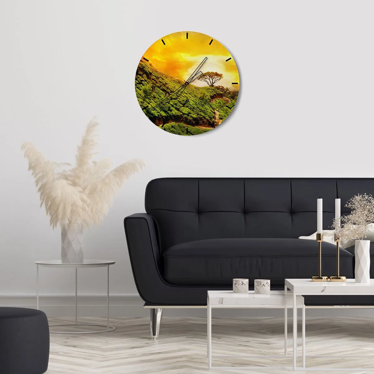 Wandklok - Klok - Een kronkelend pad, een groene helling - 30x30 cm