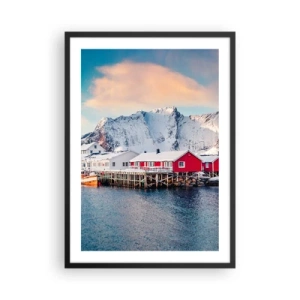 Poster in een zwarte lijst - Scandinavische huizen tegen de achtergrond van besneeuwde bergen en kalm water - 50x70cm - Noordelijke retraite - Moderne wanddecoratie voor woonkamer en slaapkamer ARTTOR