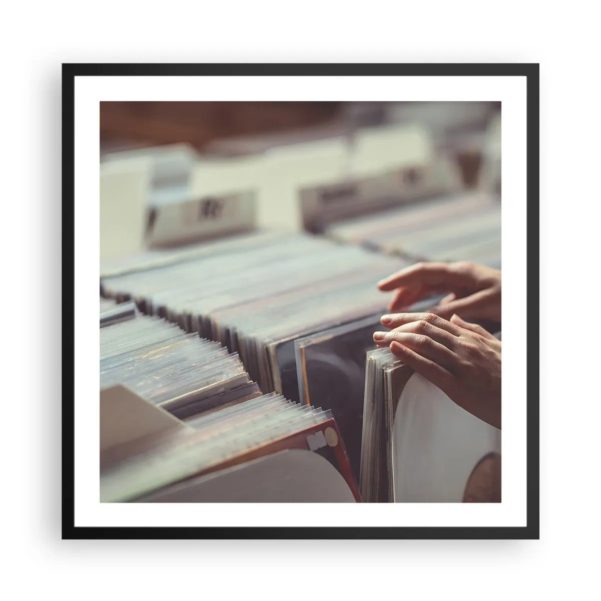 Poster in een zwarte lijst - Op zoek naar emoties - 60x60 cm