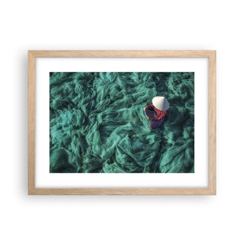 Een poster in een licht eiken lijst - In een zee van netten - 40x30 cm