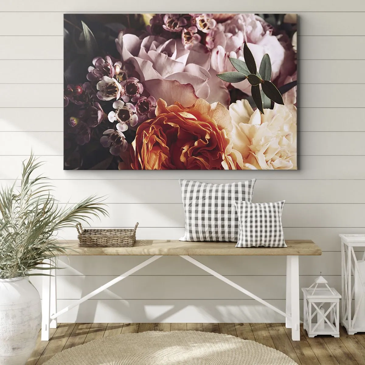 Schilderen op canvas - Een close-up van een kleurrijke bloemencompositie - 70x50cm - Gehuld in schoonheid - Moderne wanddecoratie voor woonkamer en slaapkamer ARTTOR