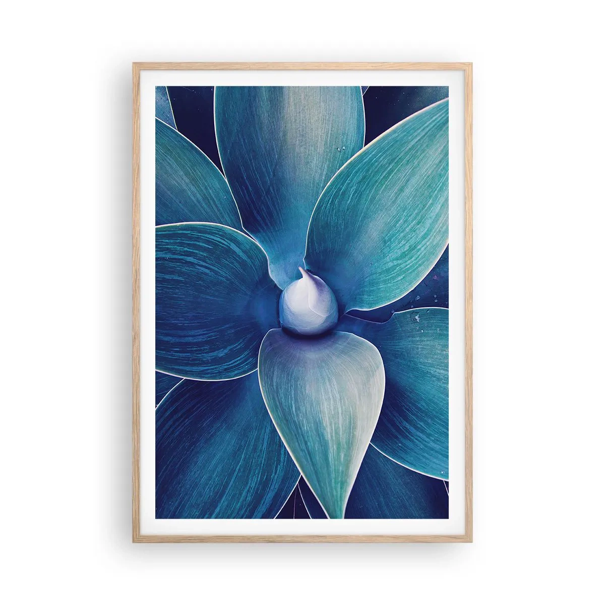 Een poster in een licht eiken lijst - Blauw uit de lucht - 70x100 cm