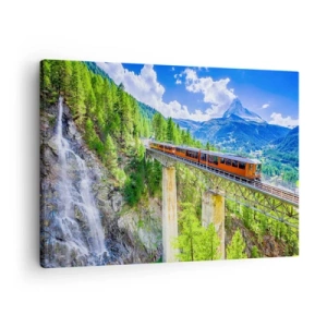 Schilderen op canvas - Een achtbaan op een brug met uitzicht op een waterval en bergen - 70x50cm - Het is tijd voor de Alpen - Moderne wanddecoratie voor woonkamer en slaapkamer ARTTOR