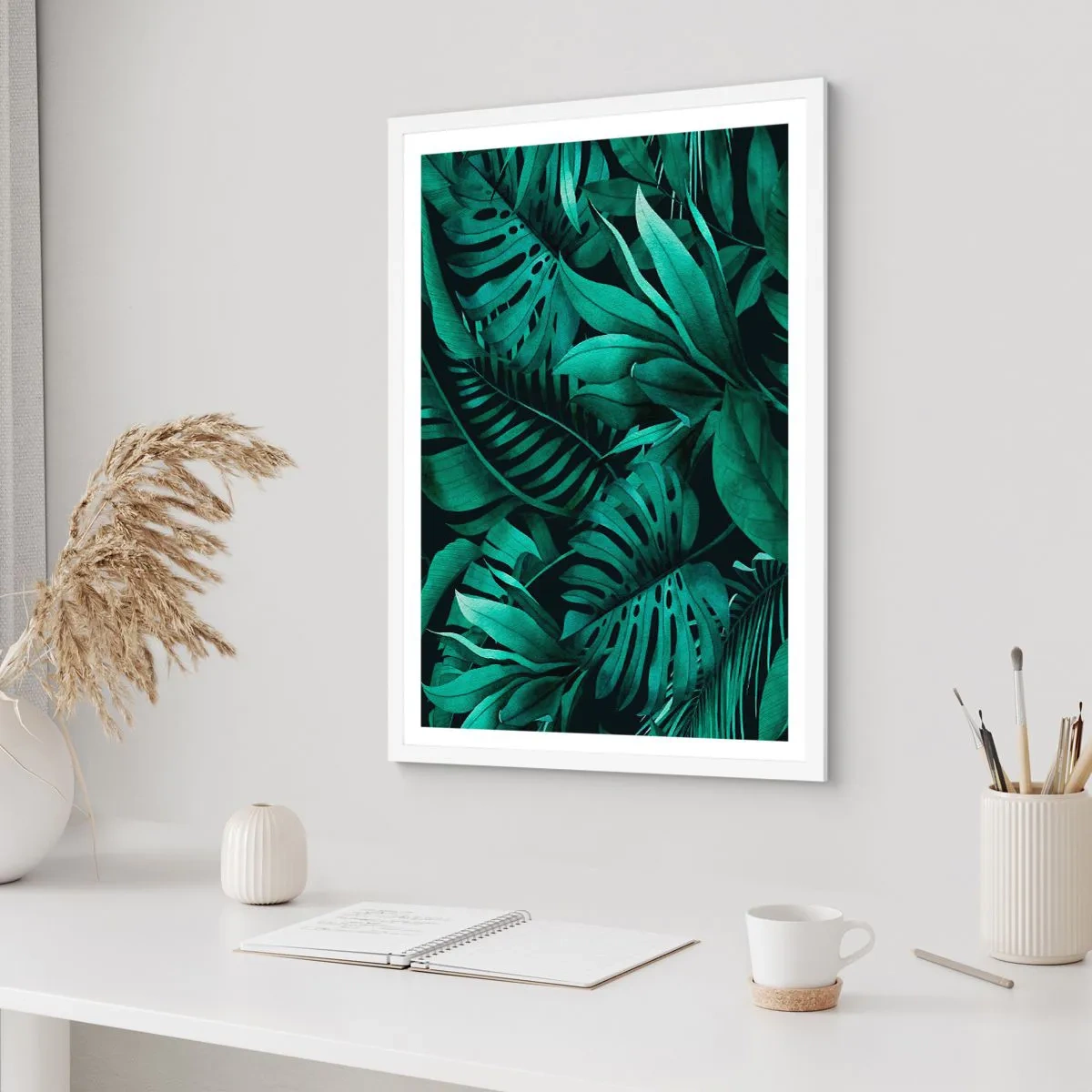 Poster in een witte lijst - De diepte van tropisch groen - 61x91 cm