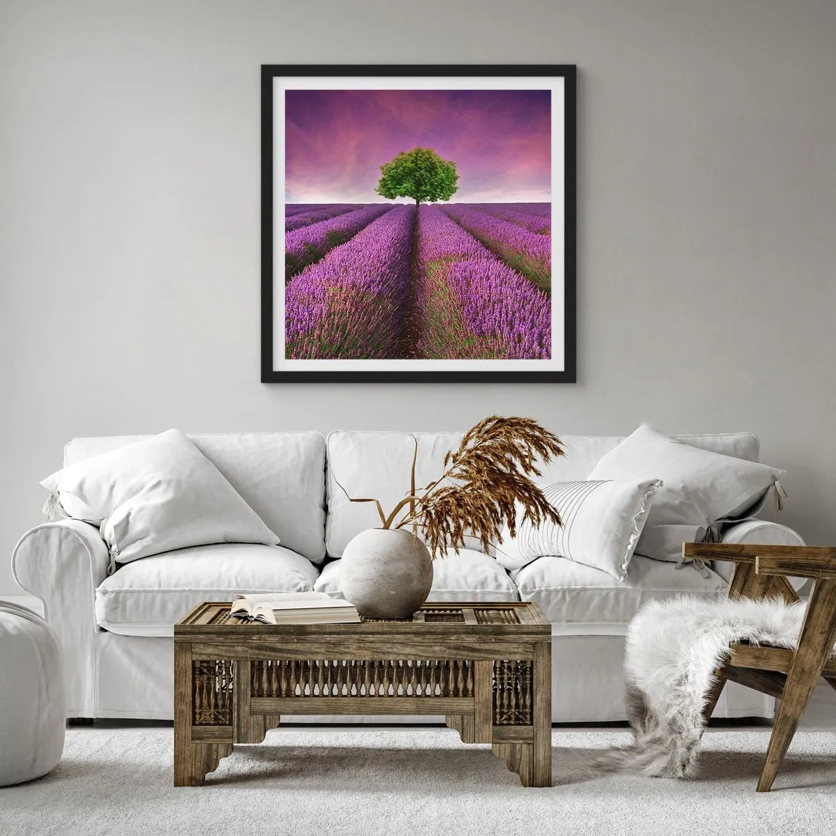 Poster in een zwarte lijst - Op lavendelvelden - 30x30 cm