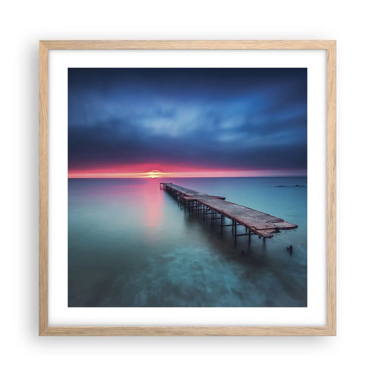 Een poster in een licht eiken lijst - Tussen hemel en aarde - 50x50 cm