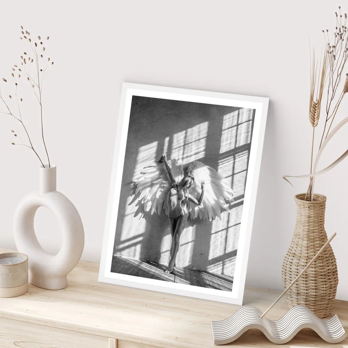 Poster in een witte lijst - Recht uit de hemel - 70x100 cm