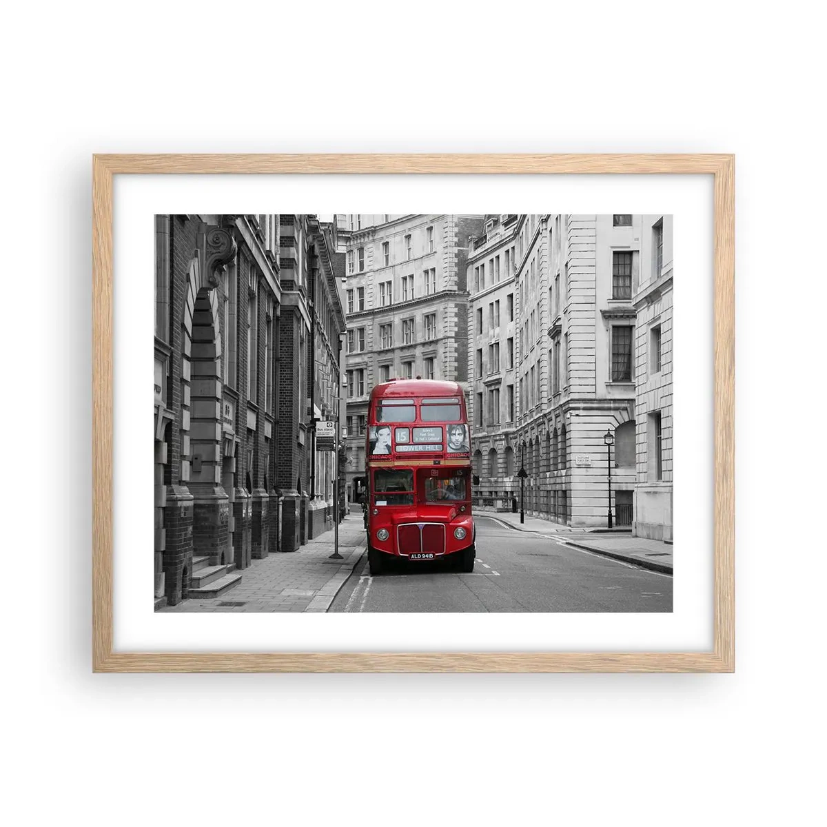 Een poster in een licht eiken lijst - Het dagelijkse leven hoeft niet grijs te zijn - 50x40 cm