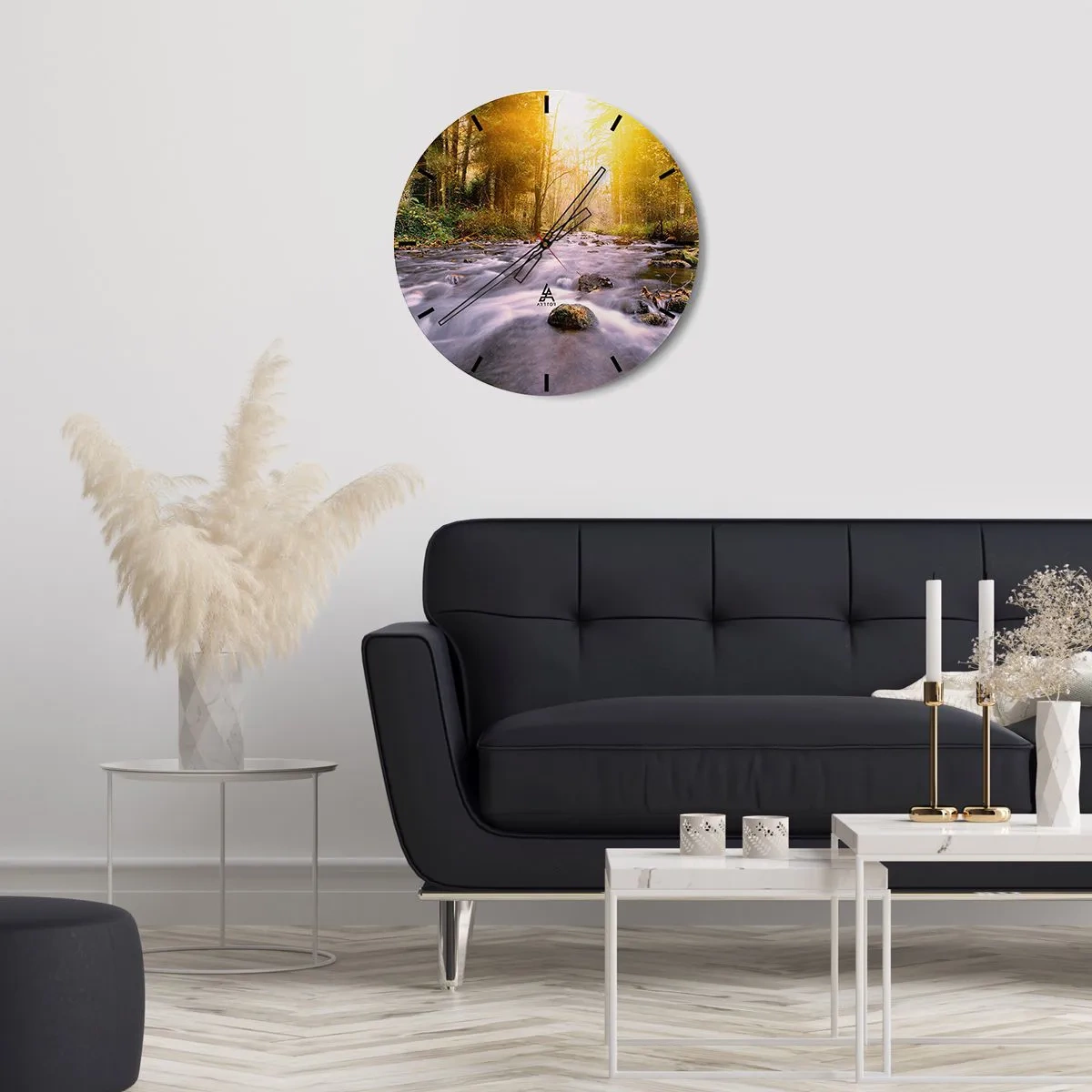 Wandklok - Klok - Een beek in het bos verlicht door het gouden ochtendlicht - 30x30cm - Malachiet in een zilveren en gouden lijst - Moderne wanddecoratie voor woonkamer, keuken en slaapkamer ARTTOR