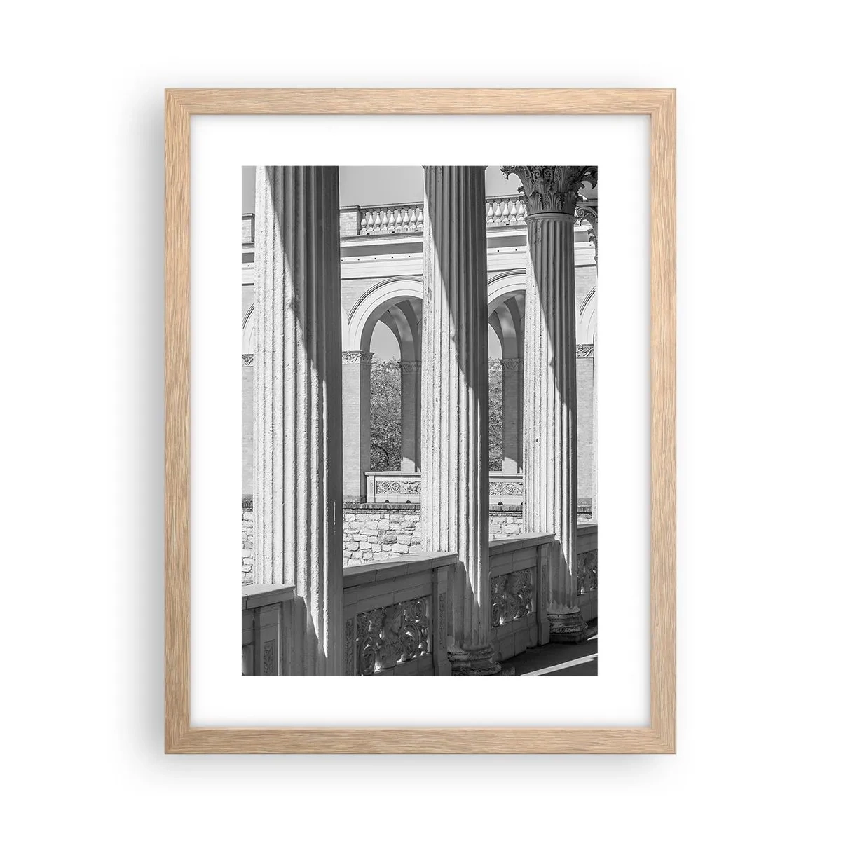 Een poster in een licht eiken lijst - Zonnige arcade - 30x40 cm