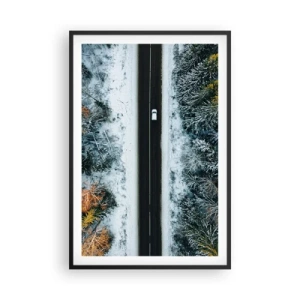 Poster in een zwarte lijst - Snijd door het winterbos - 61x91 cm