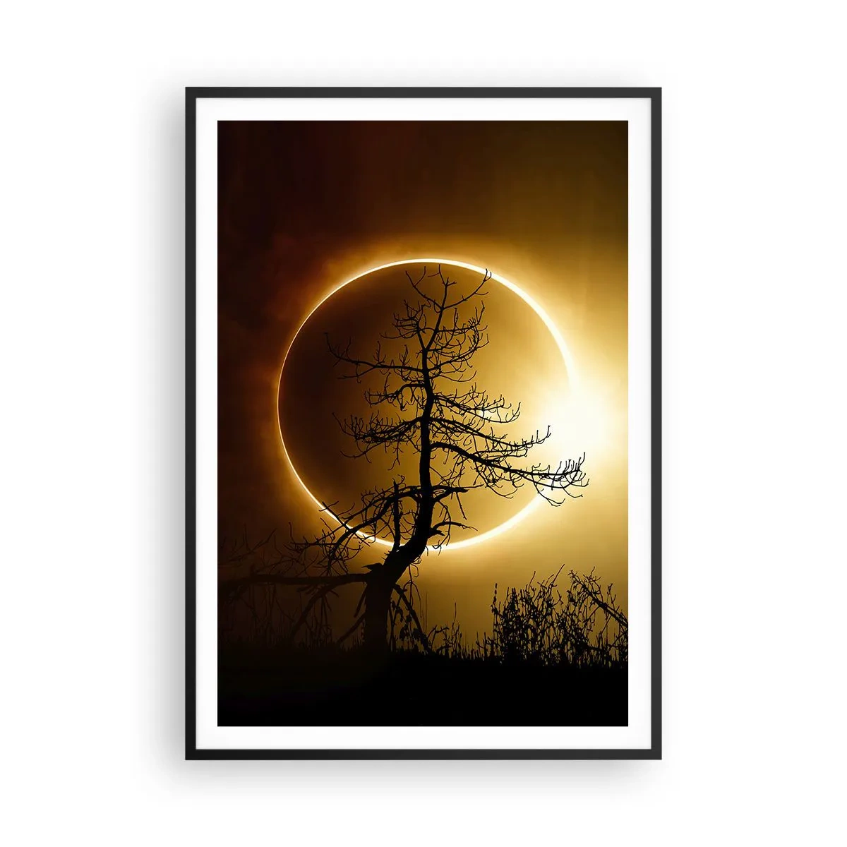 Poster in een zwarte lijst - Totale zonsverduistering - 70x100 cm