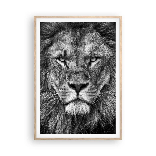 Een poster in een licht eiken lijst - In een kroningskleed - 70x100 cm