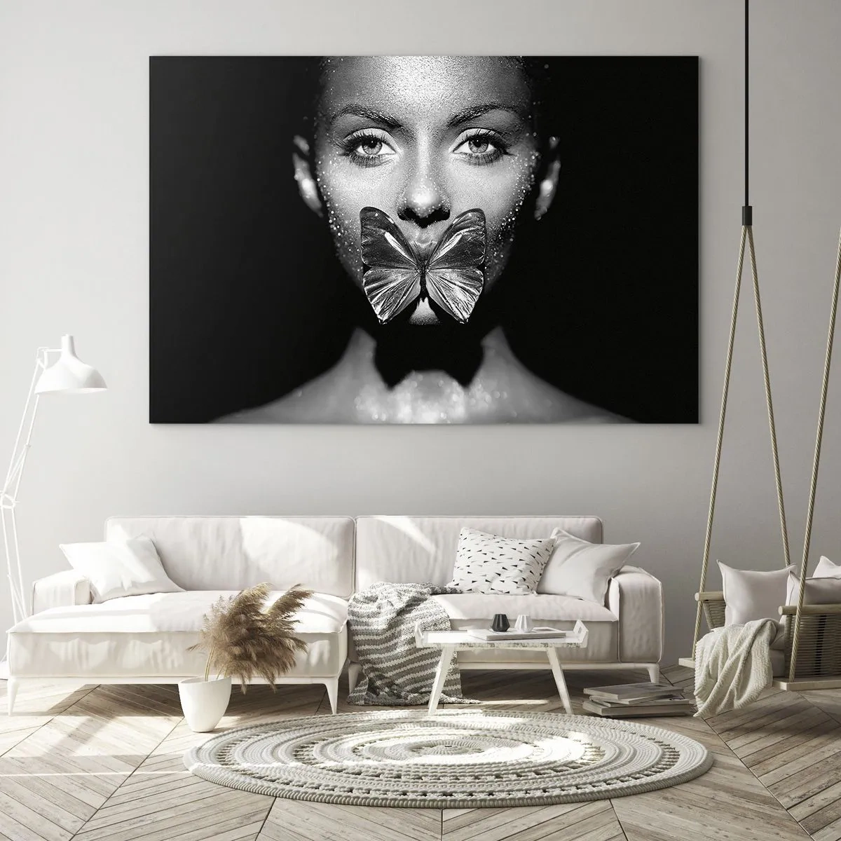 Schilderen op glas - Portret van een vrouw met een vlinder op haar lippen in zwart-wit - 70x50cm - Vlinder kus - Moderne wanddecoratie voor woonkamer en slaapkamer ARTTOR