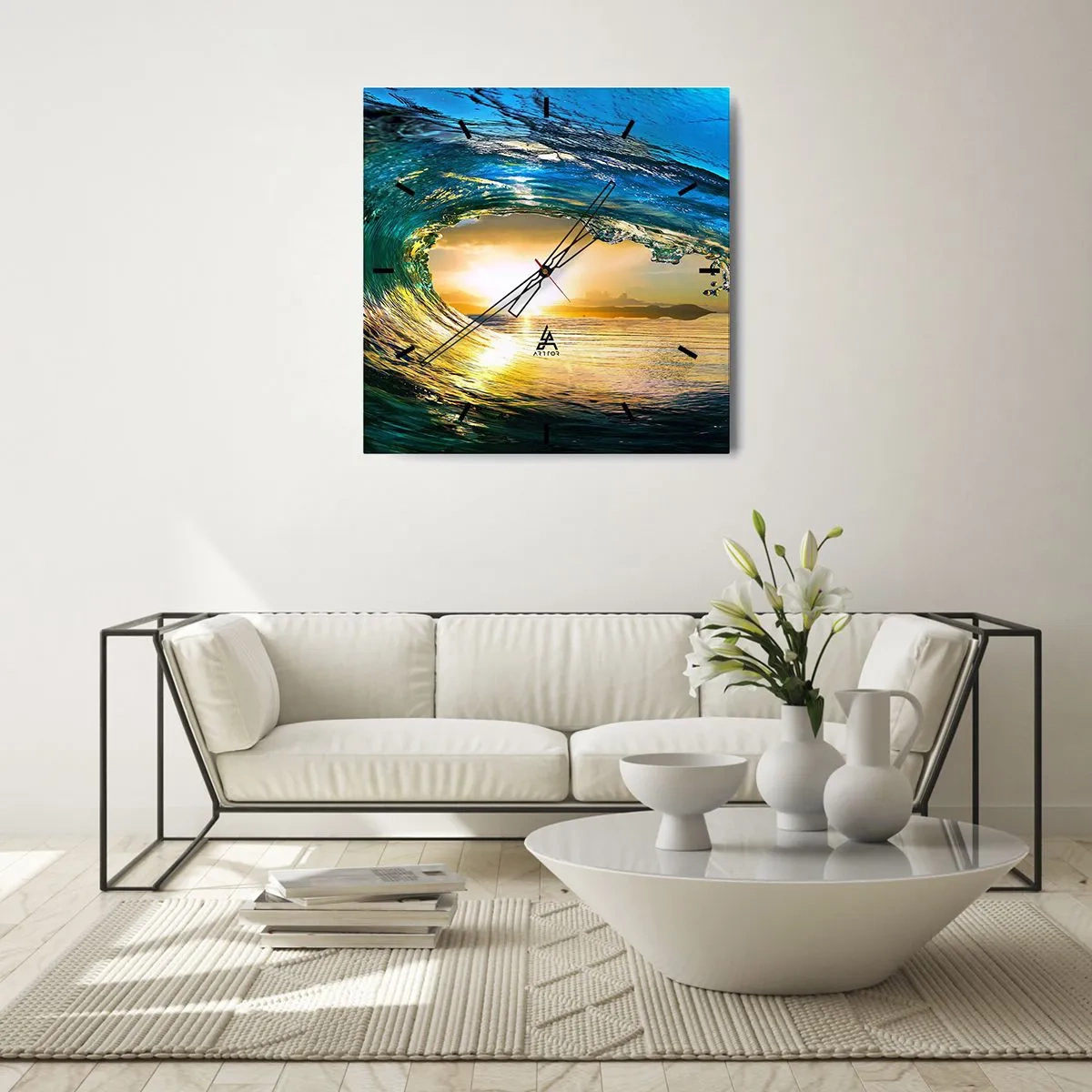 Wandklok - Klok - In een smaragd-gouden kristal - 30x30 cm