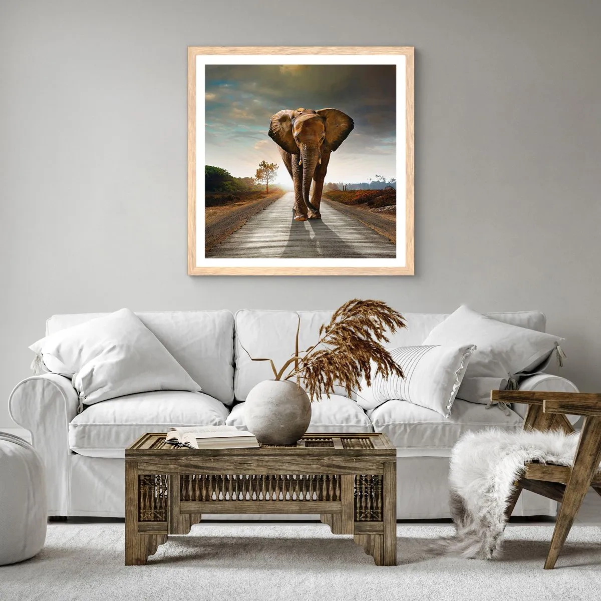 Een poster in een licht eiken lijst - En helemaal niet in een porseleinen pakhuis - 60x60 cm