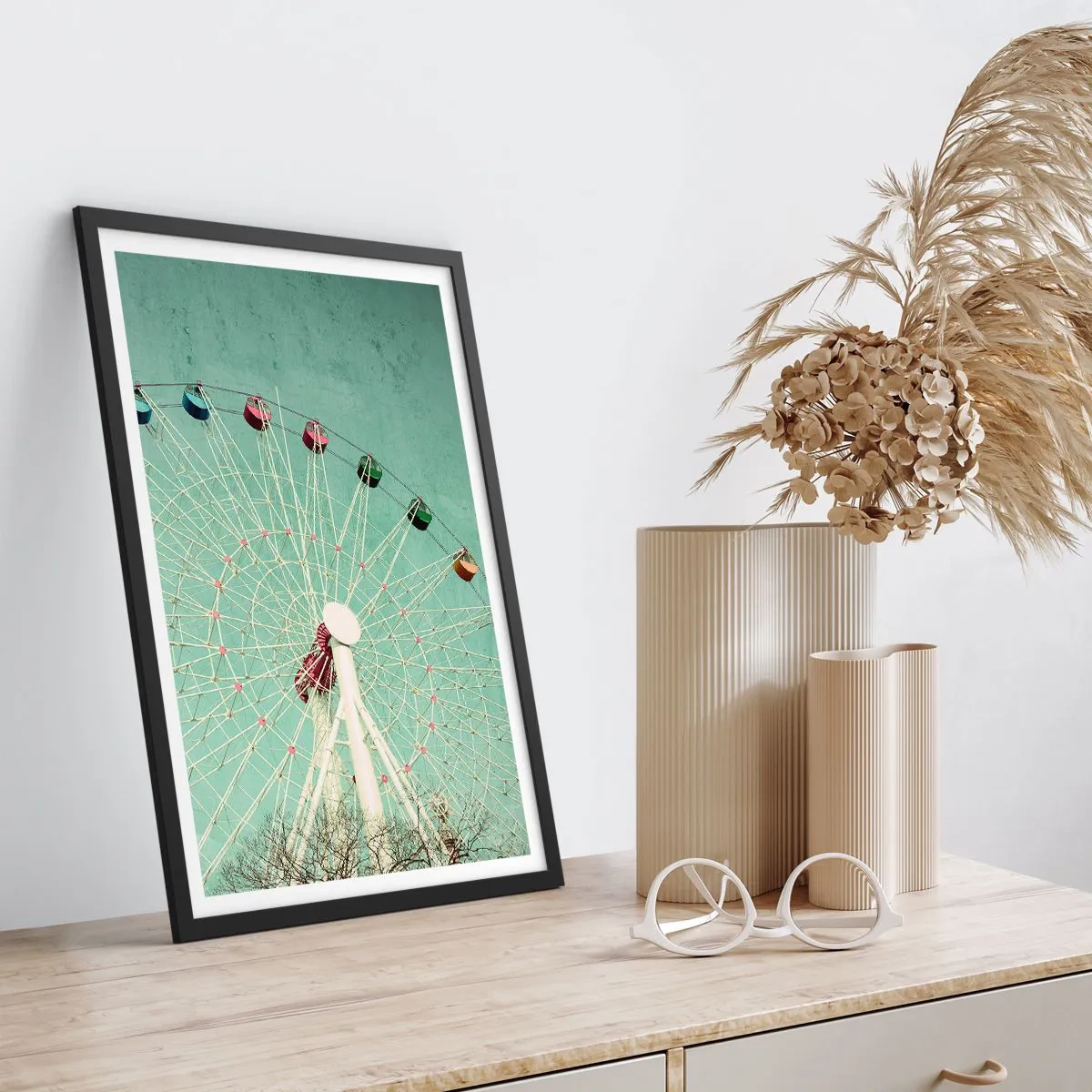 Poster in een zwarte lijst - Wij nodigen u uit om plezier te hebben - 40x50 cm