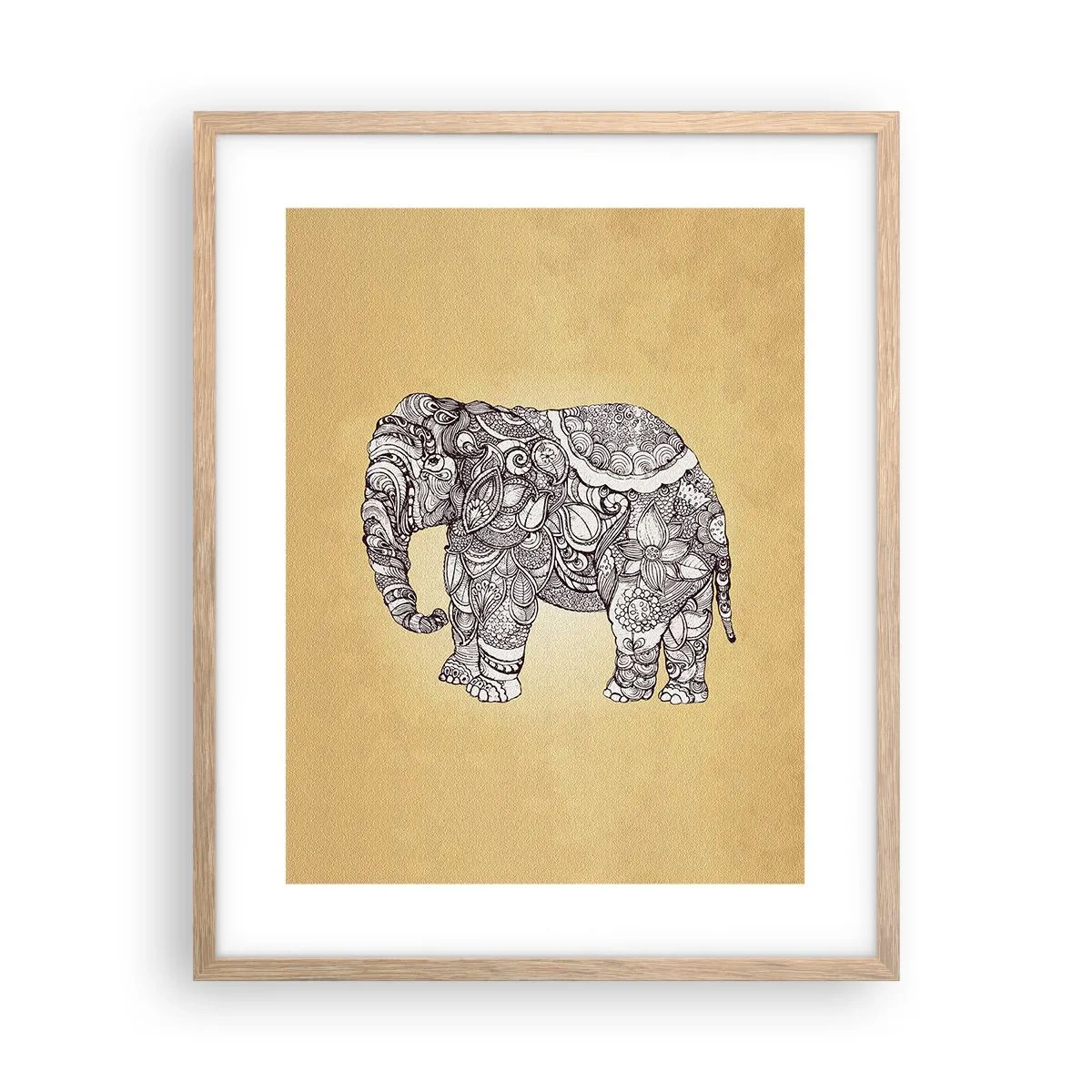 Een poster in een licht eiken lijst - De olifant heeft zichzelf bedekt - 40x50 cm