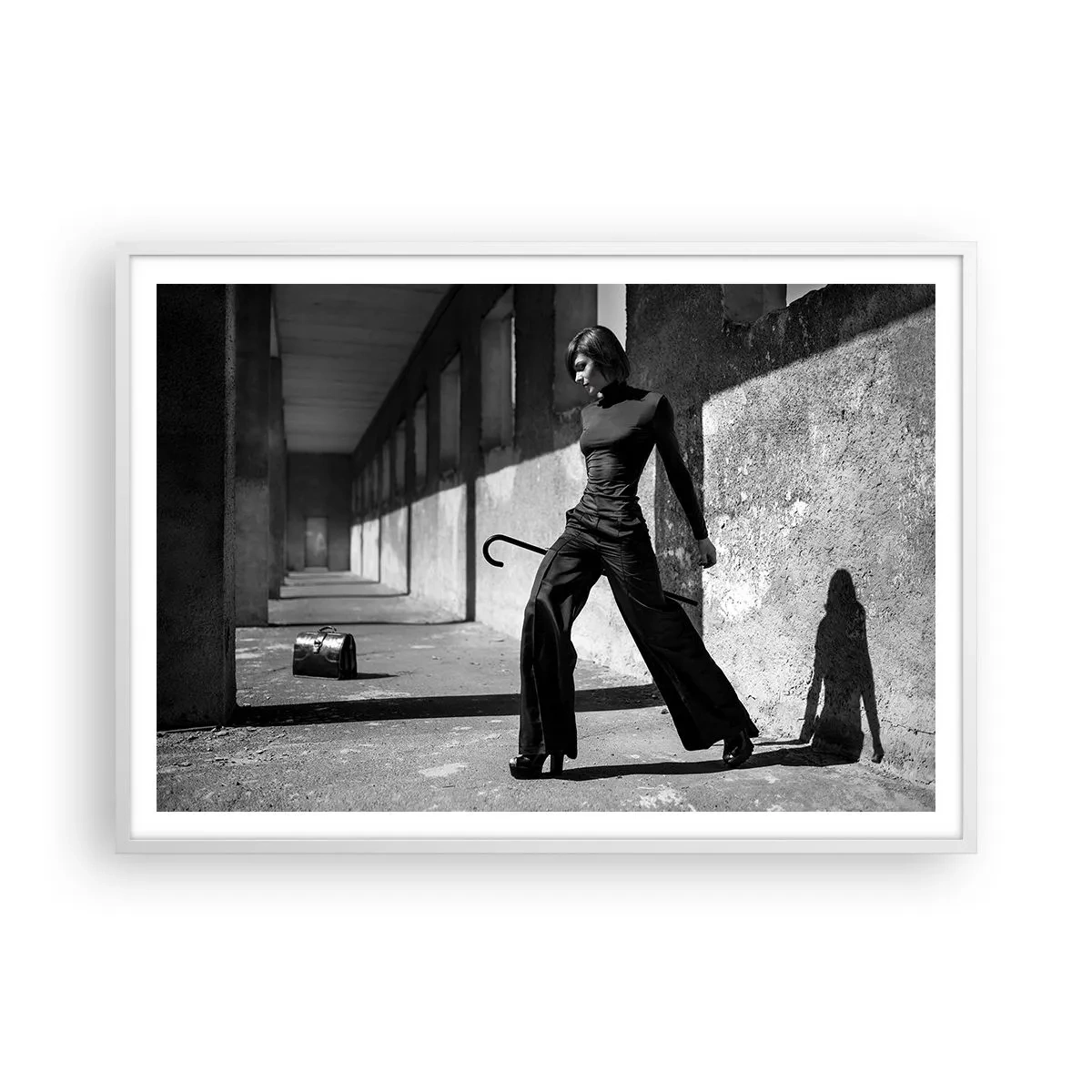 Poster in een witte lijst - Stedelijke elegantie - 100x70 cm