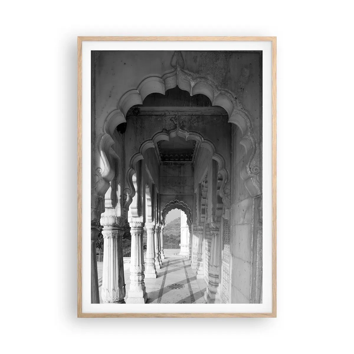 Een poster in een licht eiken lijst - Oosterse sprookjes spelen zich hier af - 70x100 cm