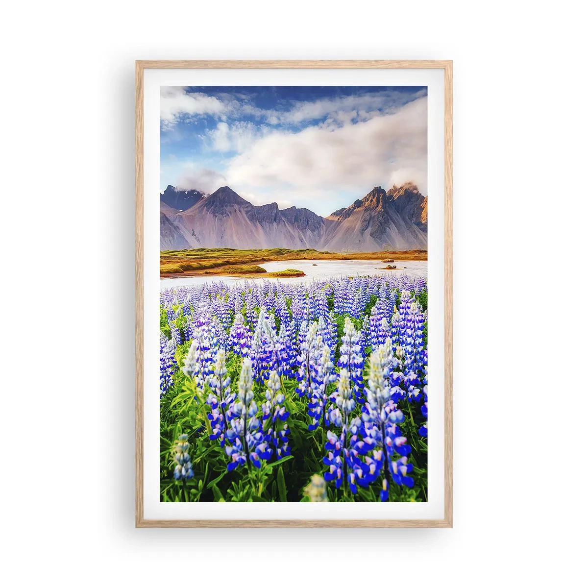 Een poster in een licht eiken lijst - Kracht en soberheid naast zachtheid - 61x91 cm