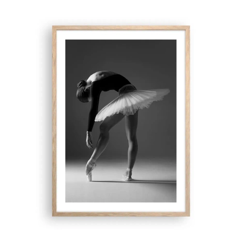 Een poster in een licht eiken lijst - Bella ballerina - 50x70 cm