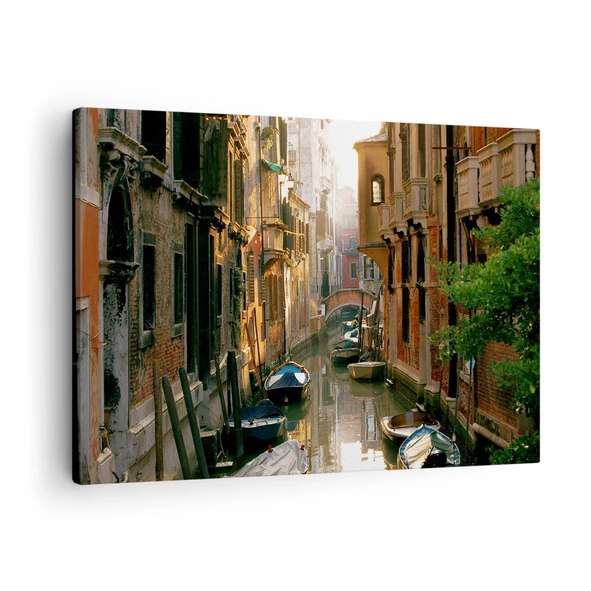Schilderen op canvas - Een pittoresk kanaal in Venetië met boten en een brug - 70x50cm - In een Venetiaans steegje - Moderne wanddecoratie voor woonkamer en slaapkamer ARTTOR