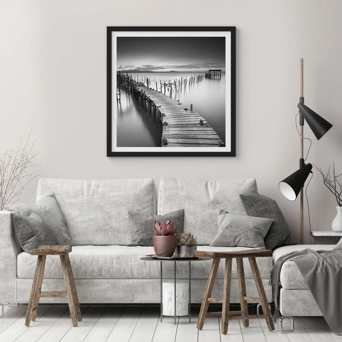 Poster in een zwarte lijst - De rust van een vergeten kust - 30x30 cm