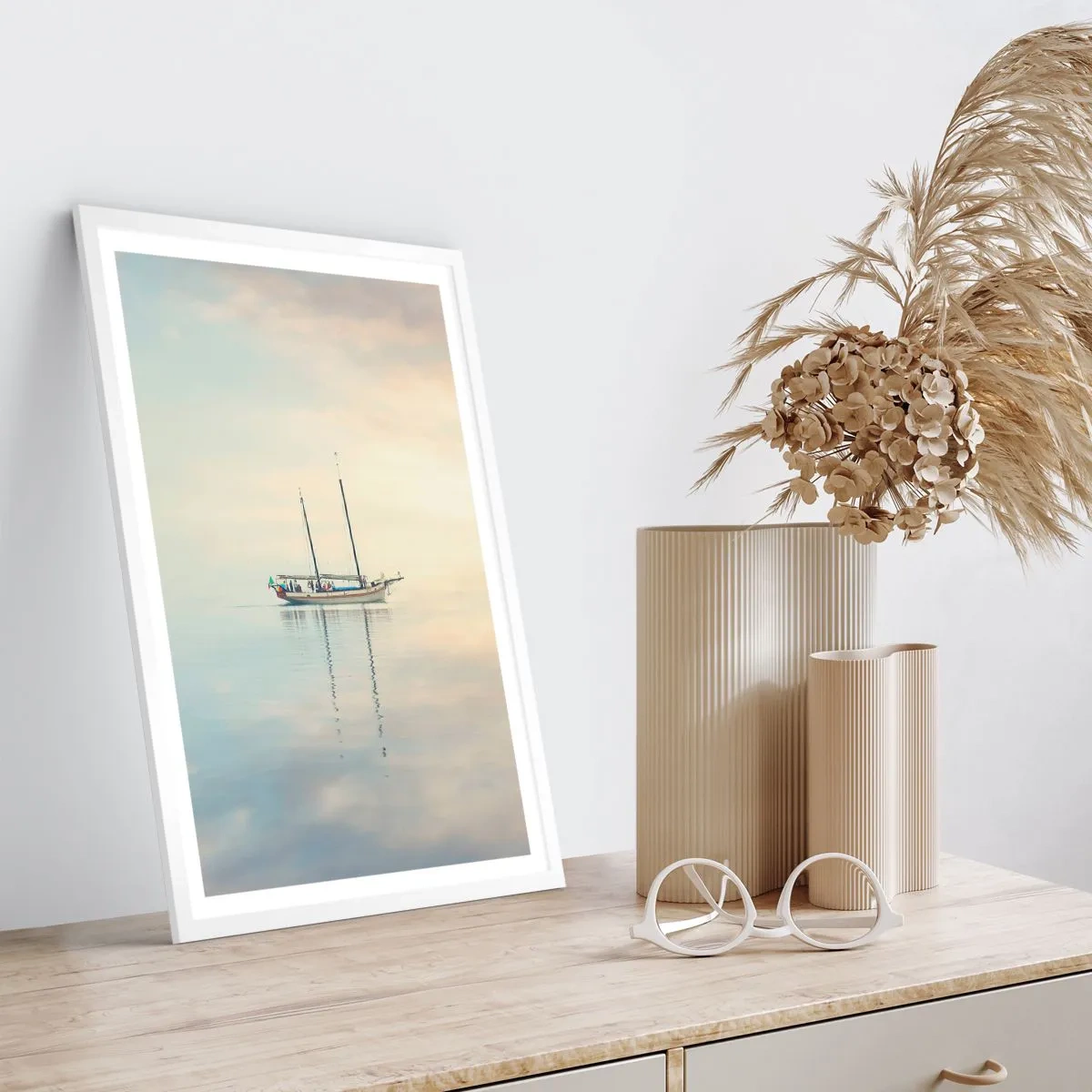 Poster in een witte lijst - In een zee van stilte - 40x50 cm