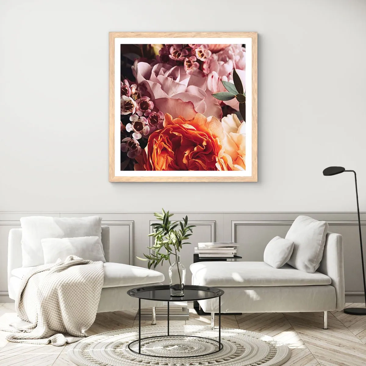 Een poster in een licht eiken lijst - Gehuld in schoonheid - 60x60 cm