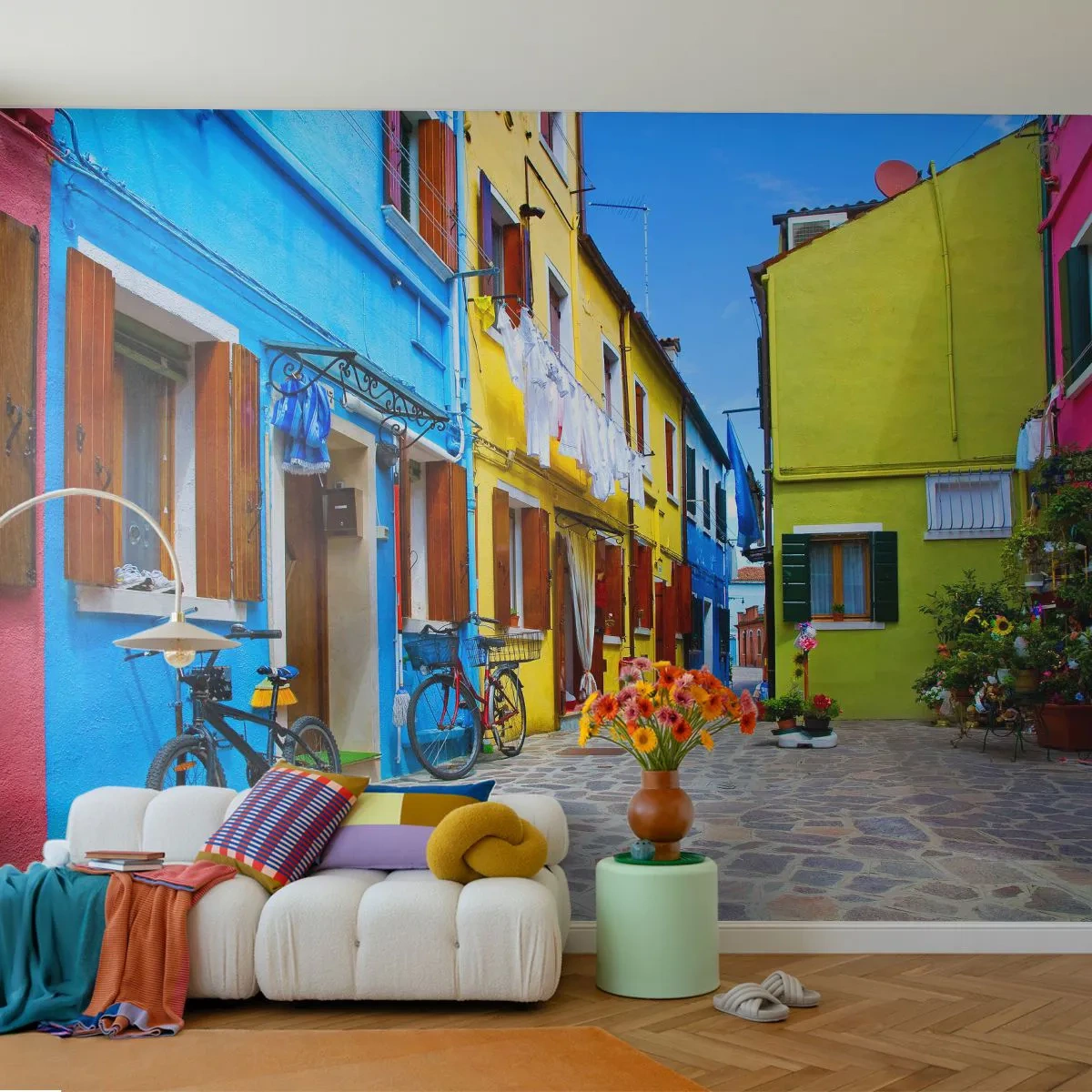 Fotobehang Premium Canvas - Pastel, zoet steegje - Stad, Fietsen, Steeg - 450x315 cm