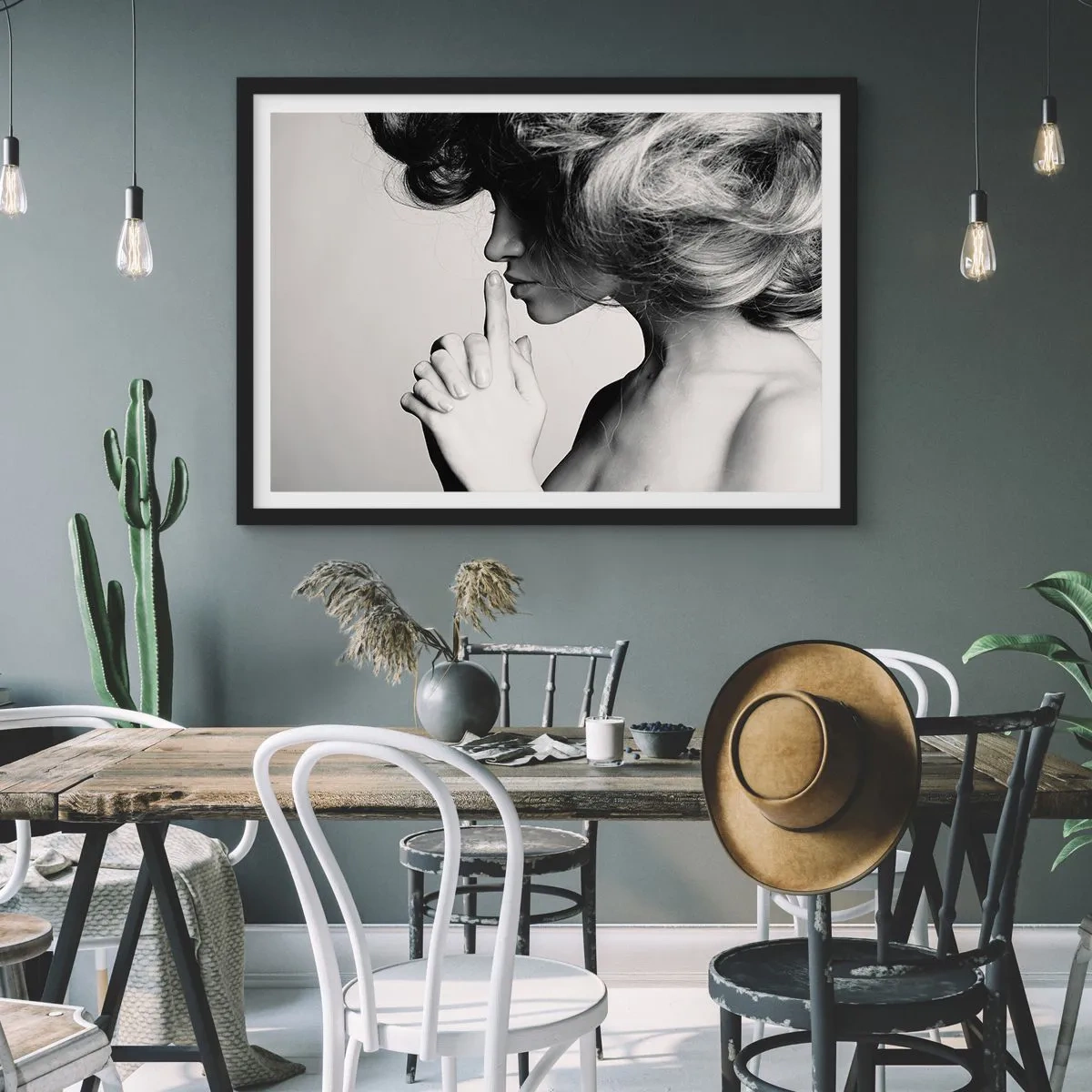 Poster in een zwarte lijst - Luisteren naar zichzelf - 91x61 cm