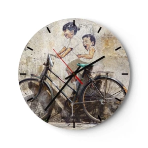 Wandklok - Klok - Een muur met een schilderij van kinderen op een fiets - 30x30cm - Waar of niet waar? - Moderne wanddecoratie voor woonkamer, keuken en slaapkamer ARTTOR