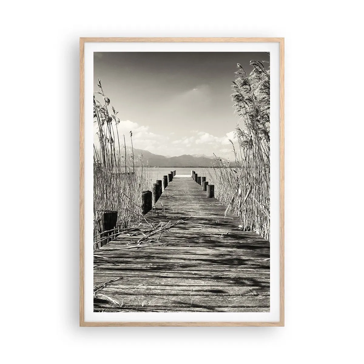 Een poster in een licht eiken lijst - In de stilte van het gras - 70x100 cm